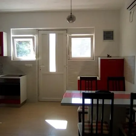 Secluded - 23773 Vir