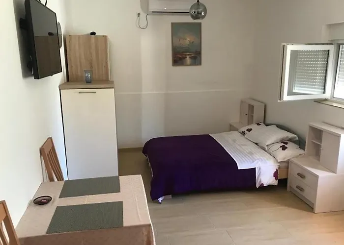 Secluded - 23773 * Vir