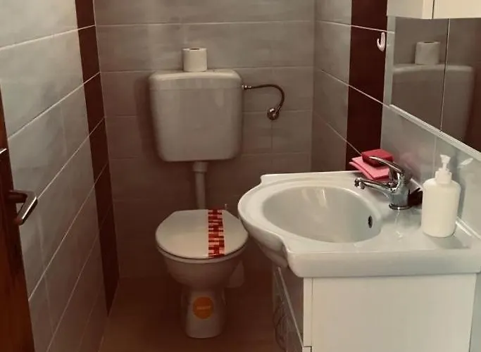 Secluded - 23773 * Vir