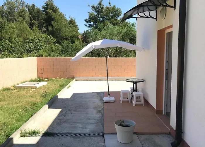 Secluded - 23773 Apartment *